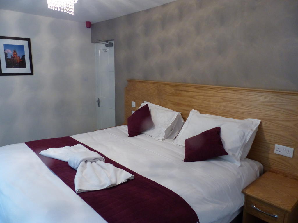 The Sun Inn Englefield Green ห้อง รูปภาพ